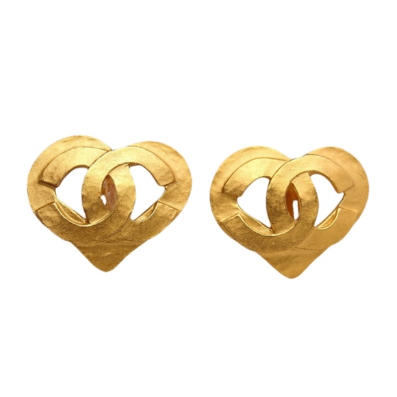 CHANEL CC GOLD HEART CLIP ON EARRINGS 1995 - Picture 1 of 6